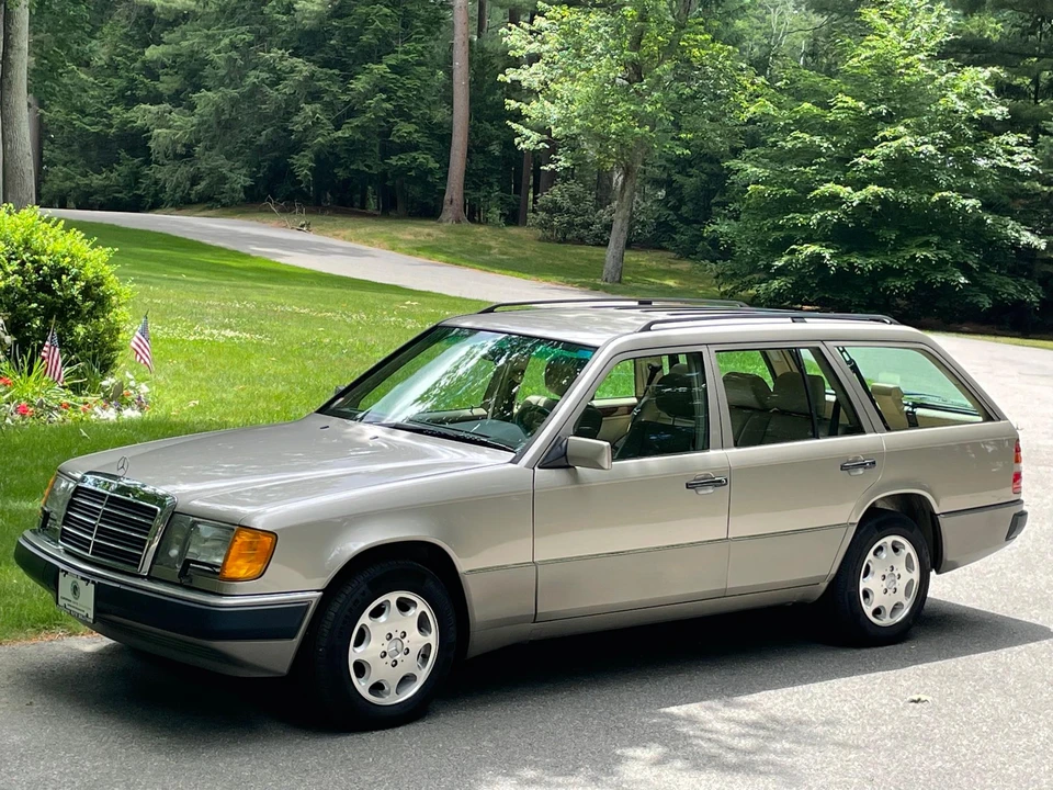 1992 Mercedes-Benz W124 E-Class - Image 17 of 31