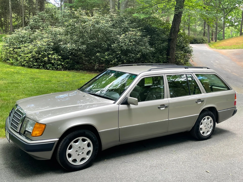 1992 Mercedes-Benz W124 E-Class - Image 14 of 31