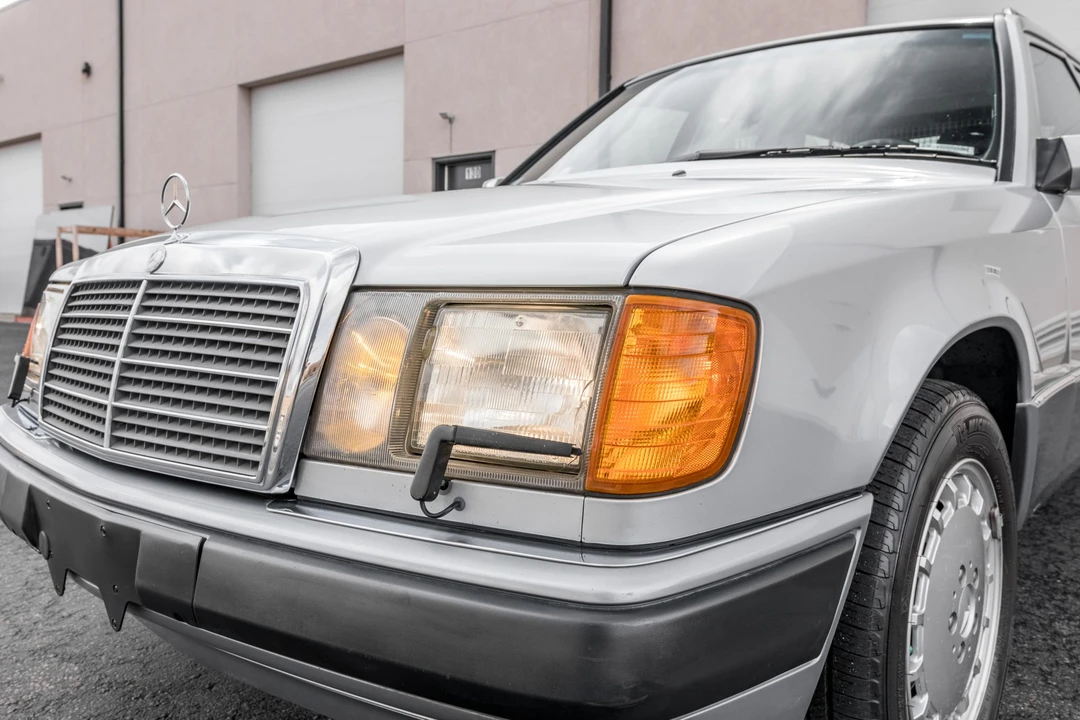 1992 Mercedes-Benz W124 E-Class - Image 16 of 31