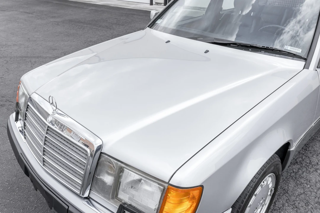 1992 Mercedes-Benz W124 E-Class - Image 17 of 31