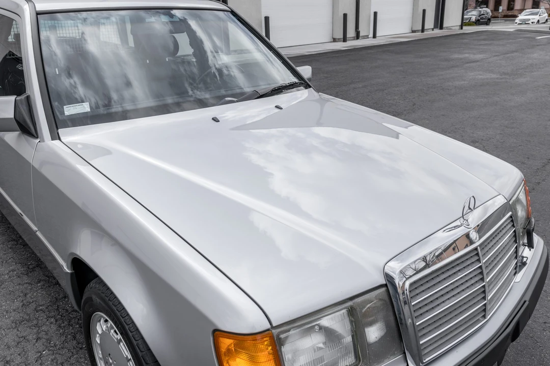 1992 Mercedes-Benz W124 E-Class - Image 18 of 31