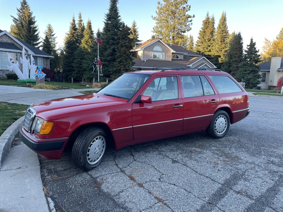 1992 Mercedes-Benz W124 E-Class - Image 3 of 31
