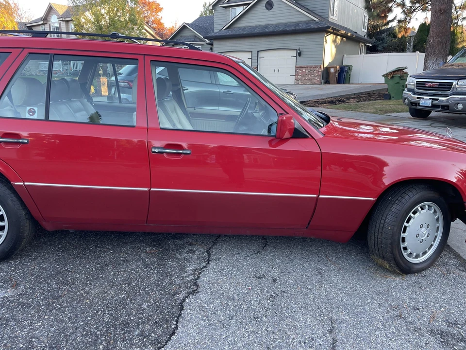 1992 Mercedes-Benz W124 E-Class - Image 8 of 31