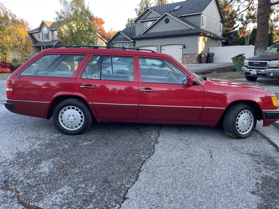 1992 Mercedes-Benz W124 E-Class - Image 7 of 31