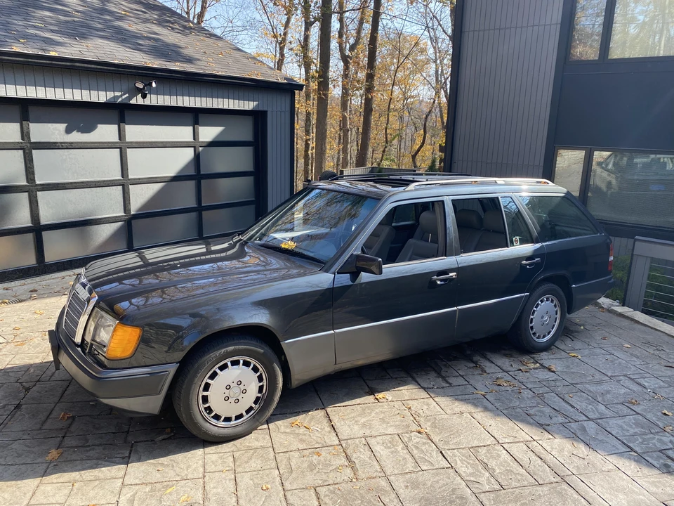 1992 Mercedes-Benz W124 E-Class - Image 11 of 31