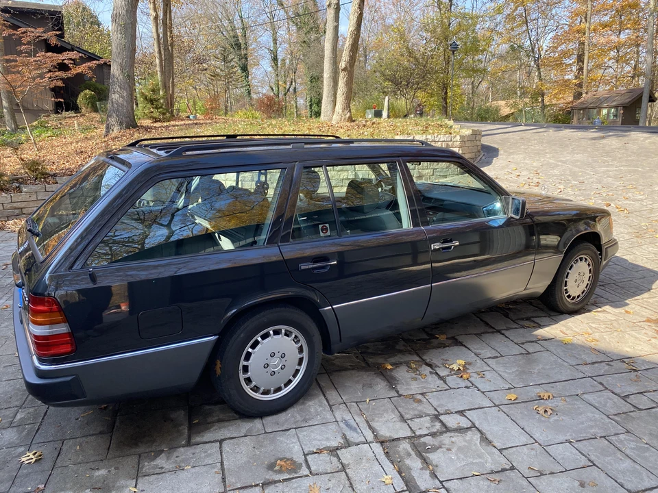 1992 Mercedes-Benz W124 E-Class - Image 20 of 31