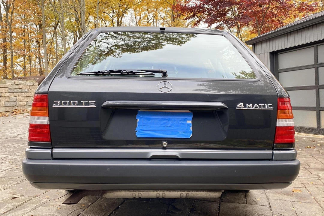 1992 Mercedes-Benz W124 E-Class - Image 5 of 31