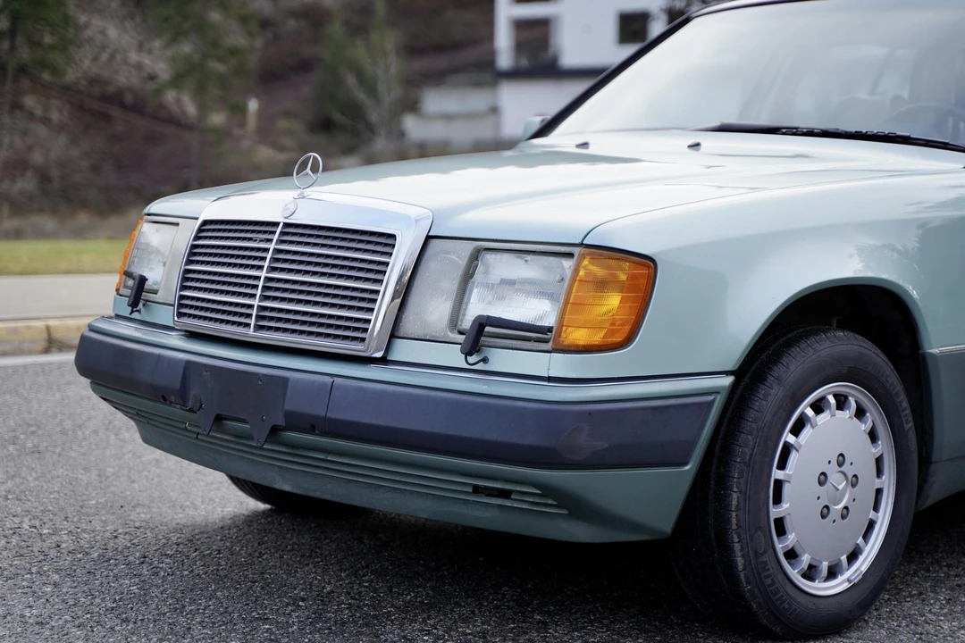 1992 Mercedes-Benz W124 E-Class - Image 15 of 31