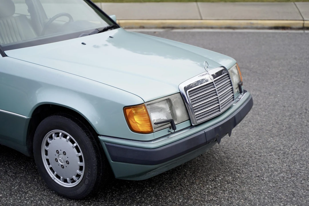 1992 Mercedes-Benz W124 E-Class - Image 19 of 31