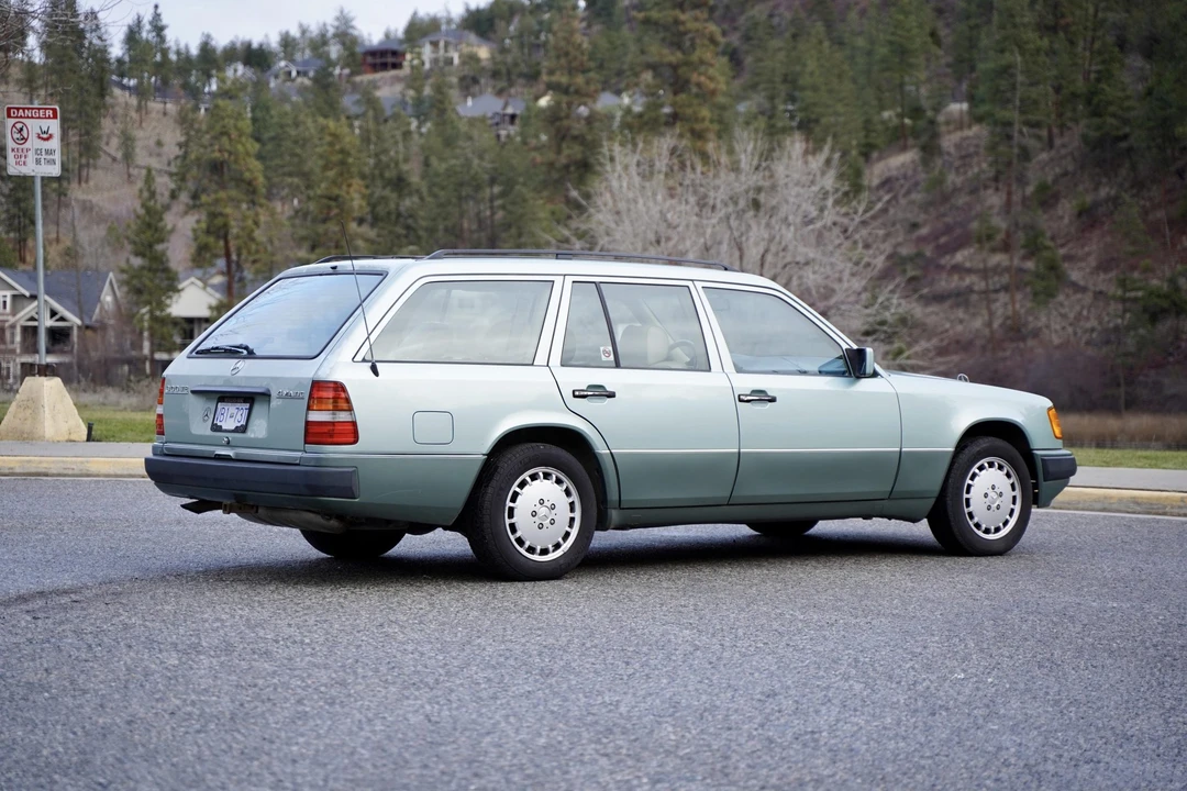 1992 Mercedes-Benz W124 E-Class - Image 8 of 31