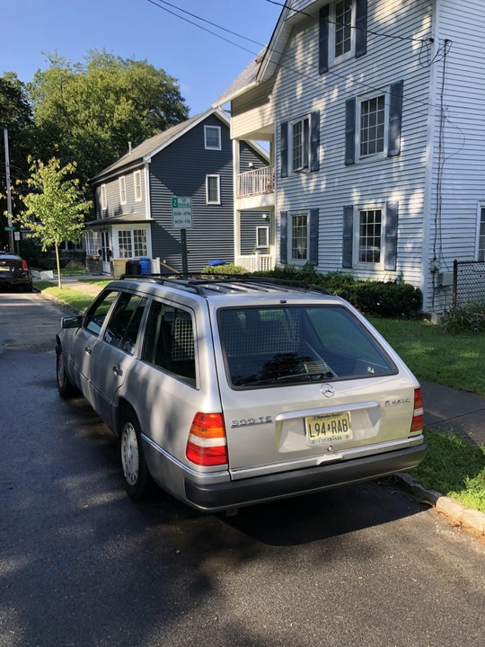 1992 Mercedes-Benz W124 E-Class - Image 9 of 31