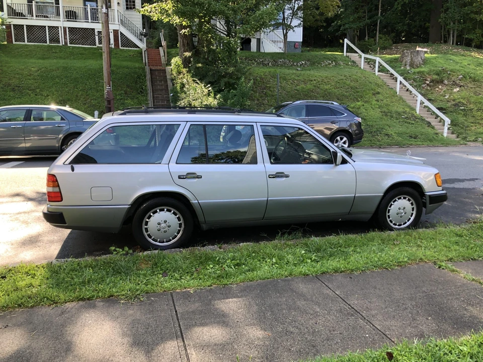 1992 Mercedes-Benz W124 E-Class - Image 15 of 31
