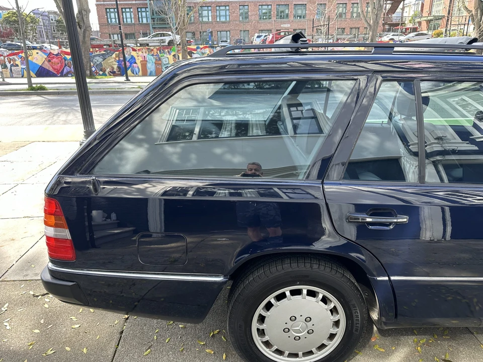 1992 Mercedes-Benz W124 E-Class - Image 16 of 31