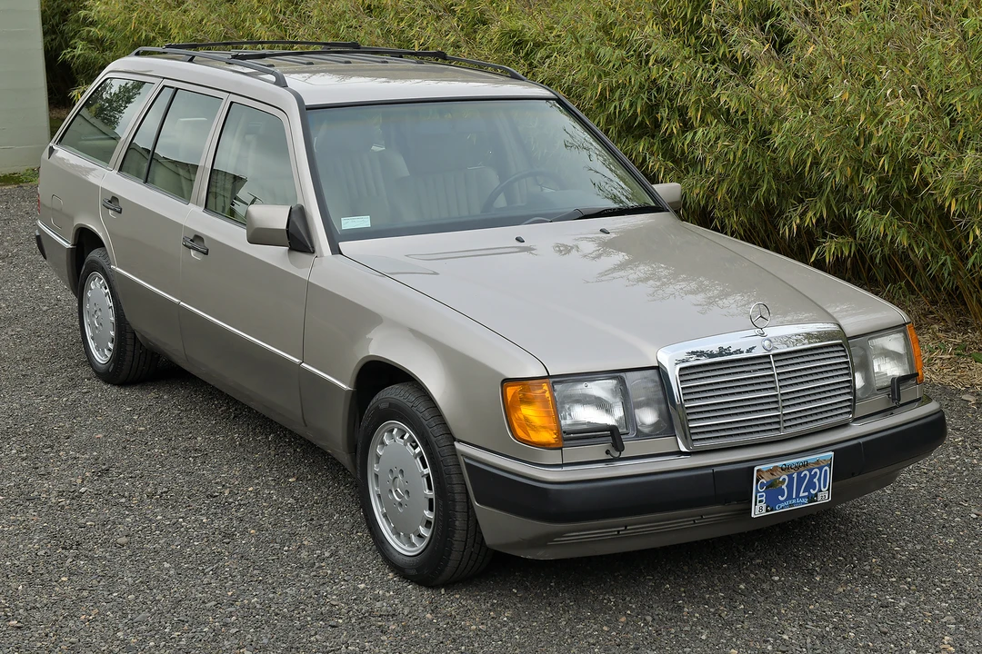 1992 Mercedes-Benz W124 E-Class - Image 18 of 31