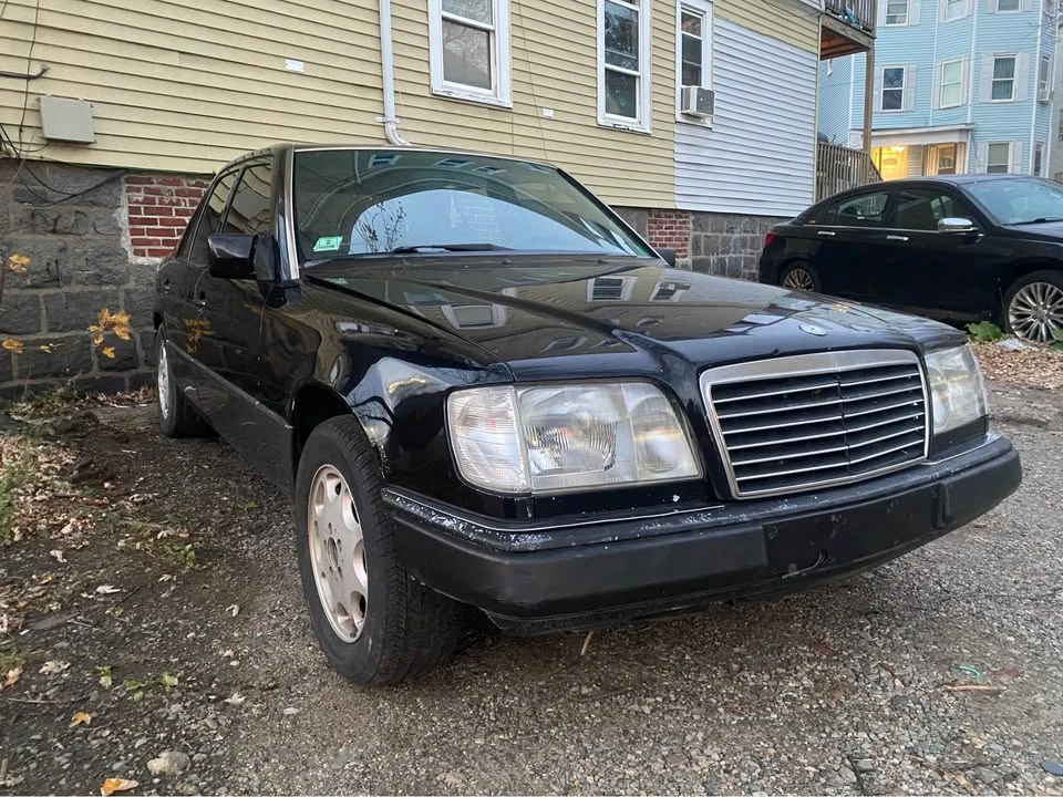 1992 Mercedes-Benz W124 E-Class - Image 2 of 14