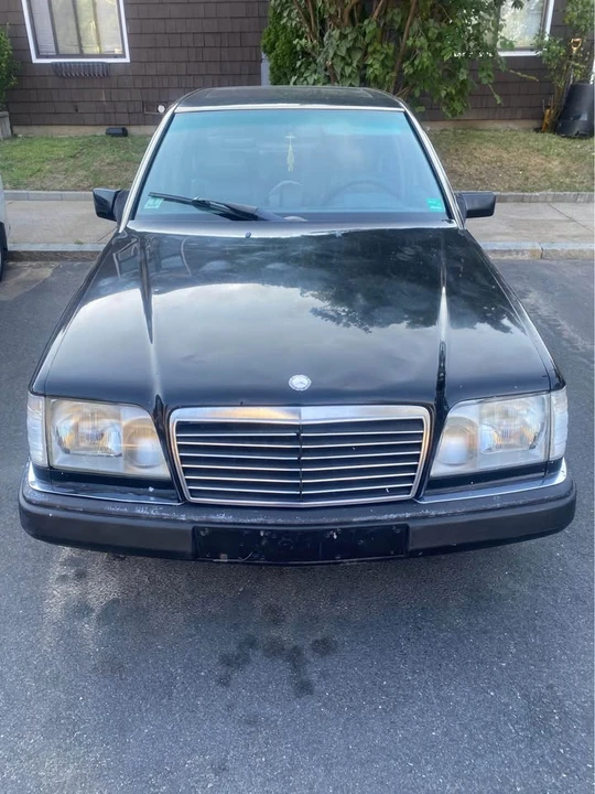 1992 Mercedes-Benz W124 E-Class - Image 4 of 14