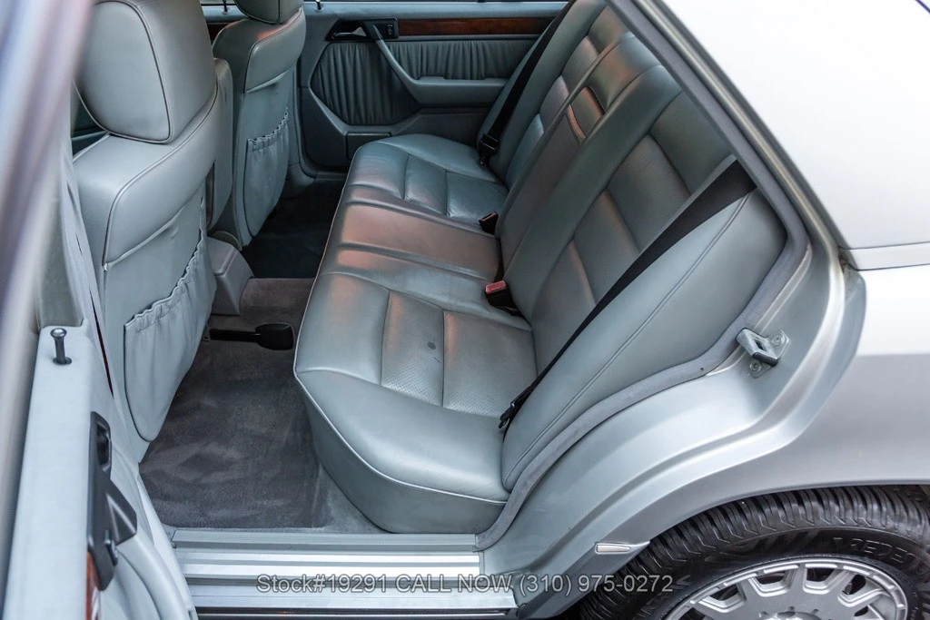 1992 Mercedes-Benz W124 E-Class - Image 21 of 24
