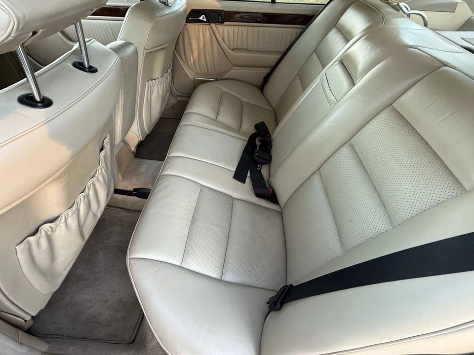 1992 Mercedes-Benz W124 E-Class - Image 19 of 21