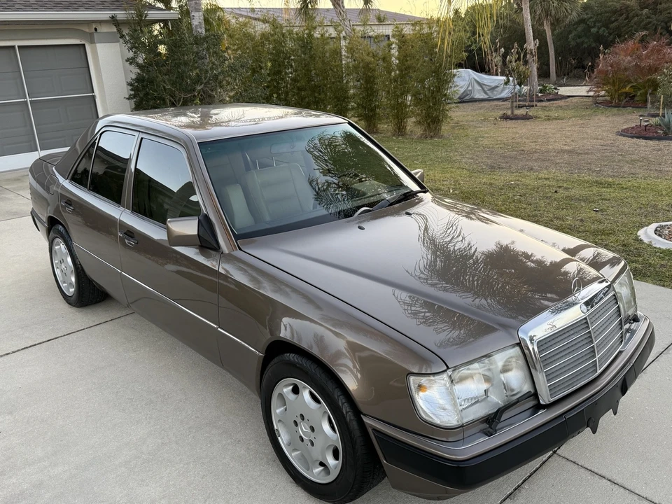 1992 Mercedes-Benz W124 E-Class - Image 5 of 21