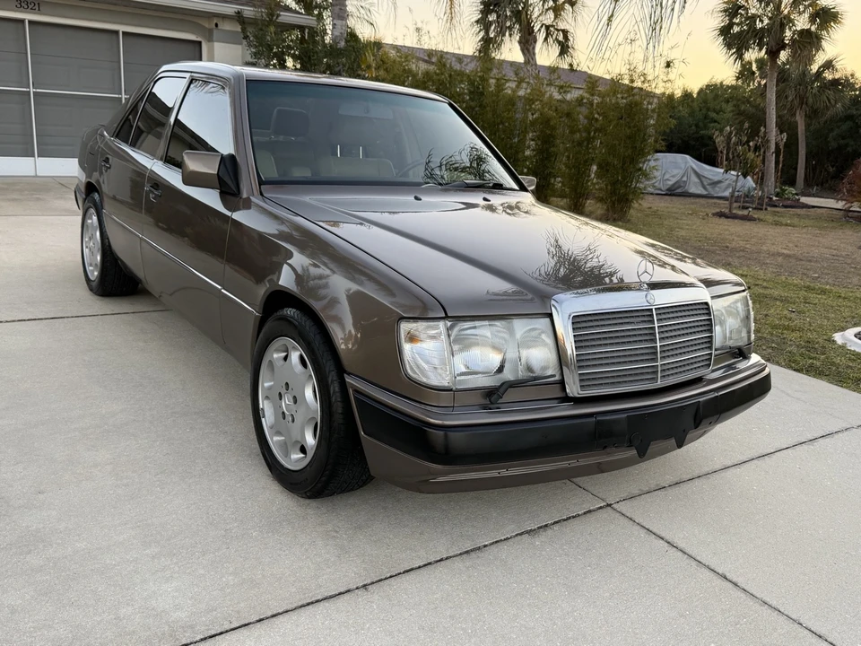 1992 Mercedes-Benz W124 E-Class - Image 4 of 21