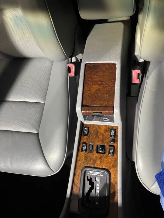 1992 Mercedes-Benz W124 E-Class - Image 11 of 24