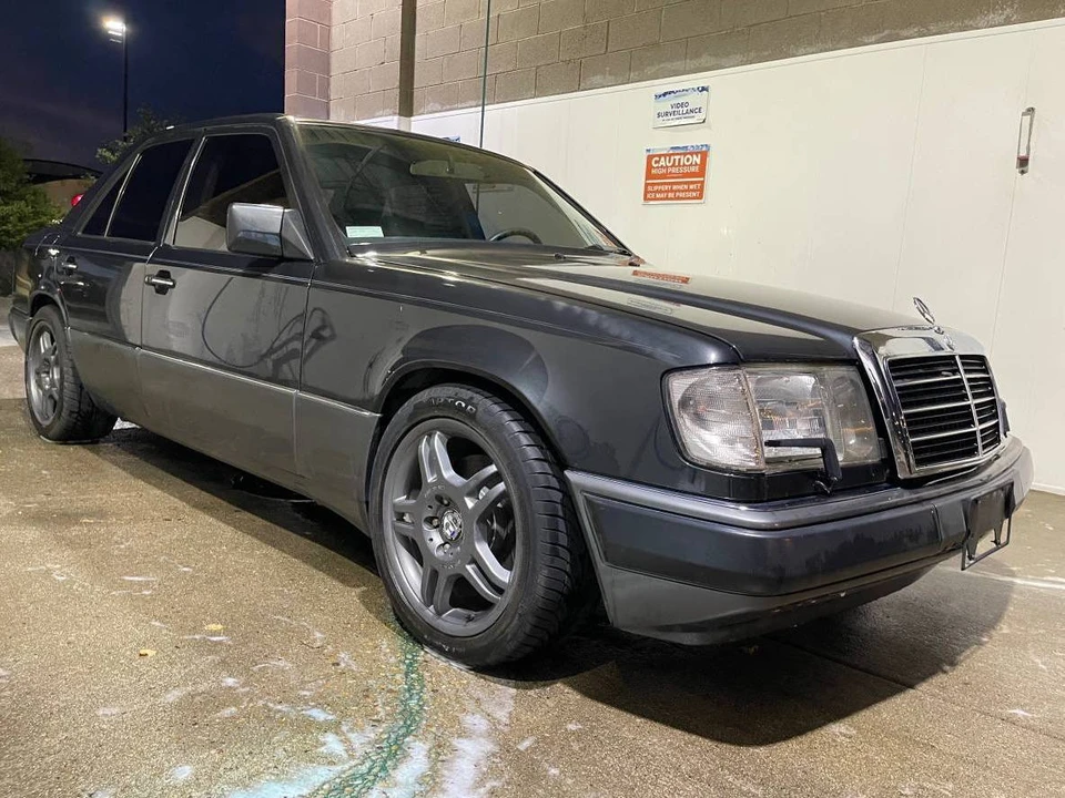 1992 Mercedes-Benz W124 E-Class - Image 23 of 24