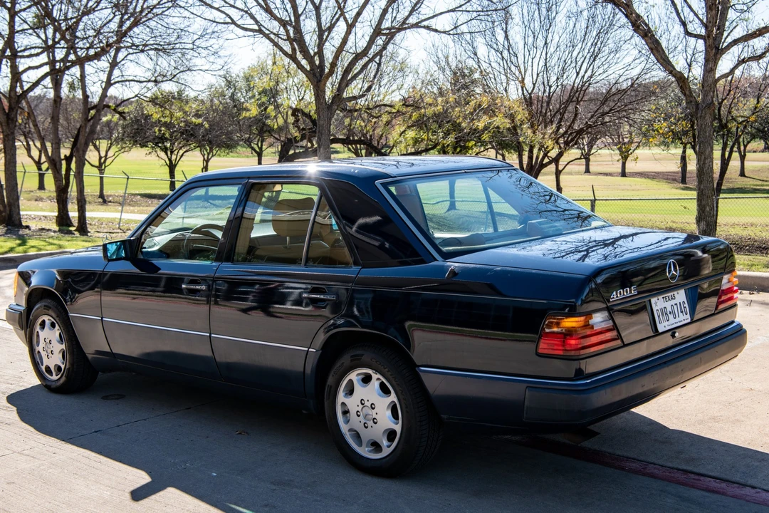 1992 Mercedes-Benz W124 E-Class - Image 3 of 31
