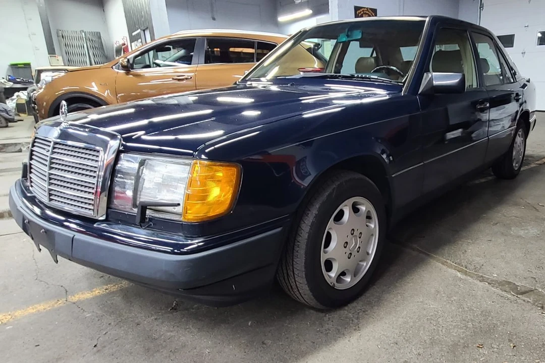1992 Mercedes-Benz W124 E-Class - Image 20 of 31