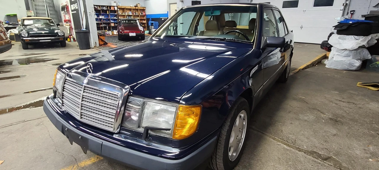 1992 Mercedes-Benz W124 E-Class - Image 18 of 31