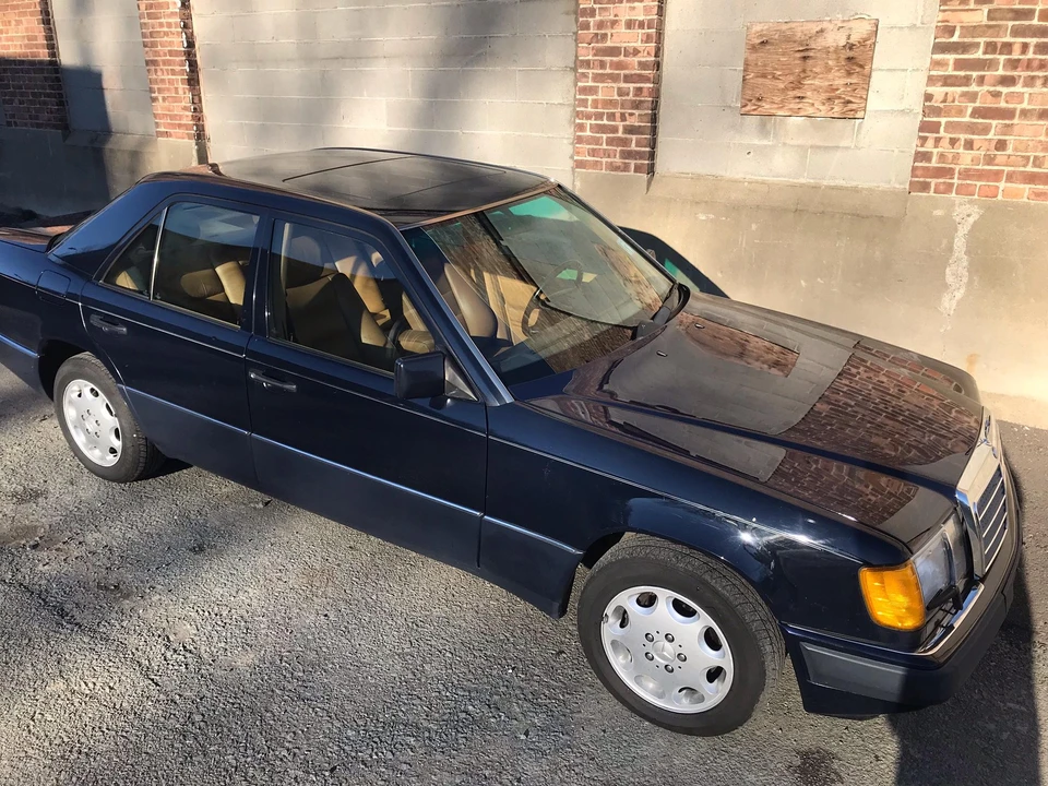 1992 Mercedes-Benz W124 E-Class - Image 12 of 31
