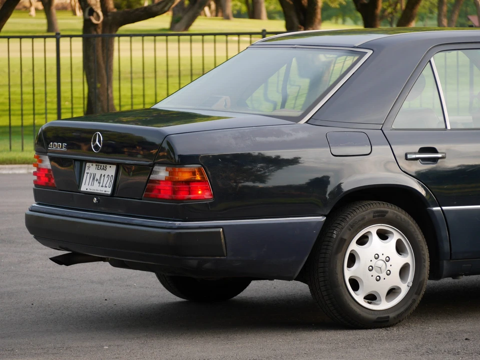 1992 Mercedes-Benz W124 E-Class - Image 27 of 31