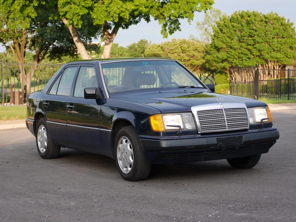 1992 Mercedes-Benz W124 E-Class - Image 8 of 31