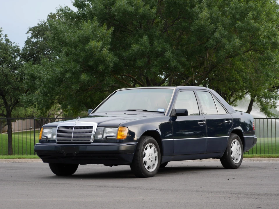 1992 Mercedes-Benz W124 E-Class - Image 4 of 31