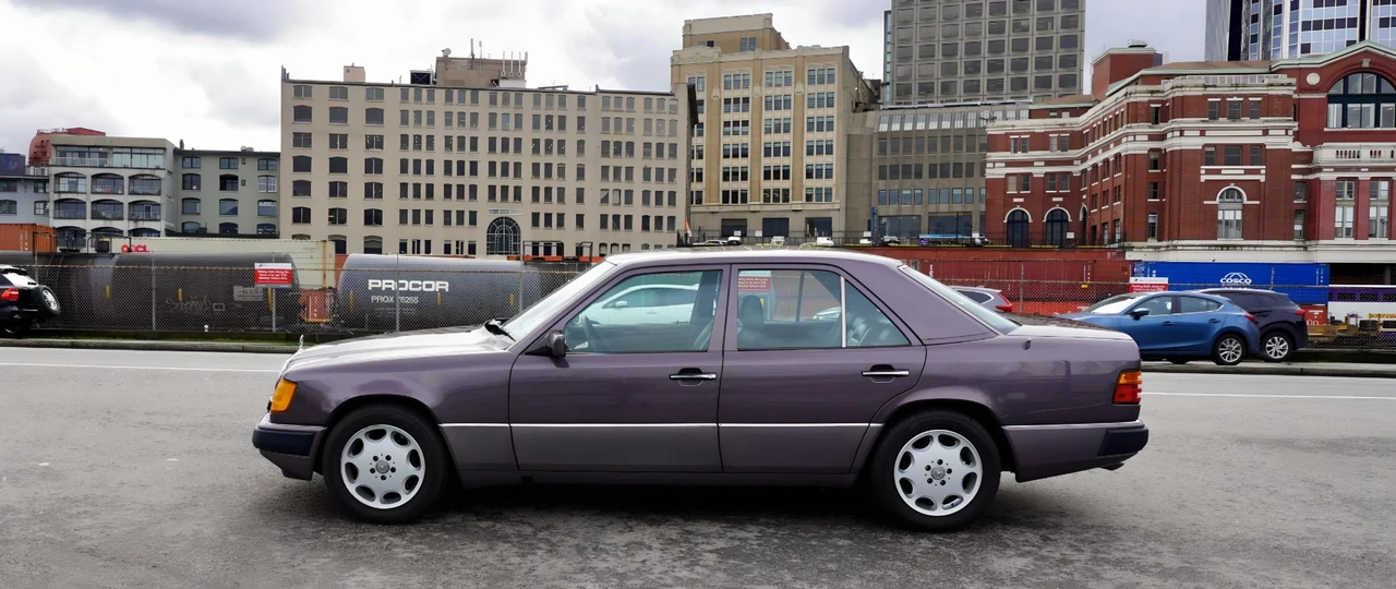 1992 Mercedes-Benz W124 E-Class - Image 14 of 31