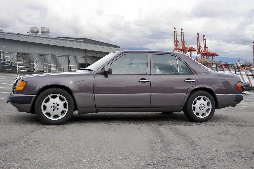 1992 Mercedes-Benz W124 E-Class - Image 16 of 31