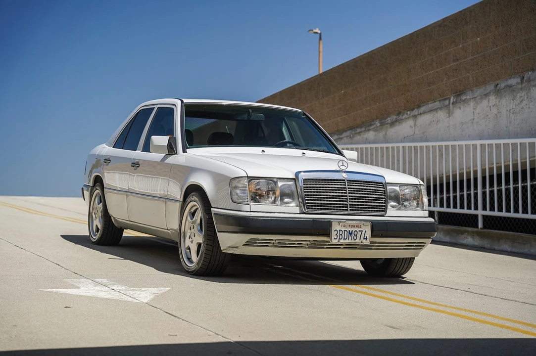 1992 Mercedes-Benz W124 E-Class - Image 9 of 31