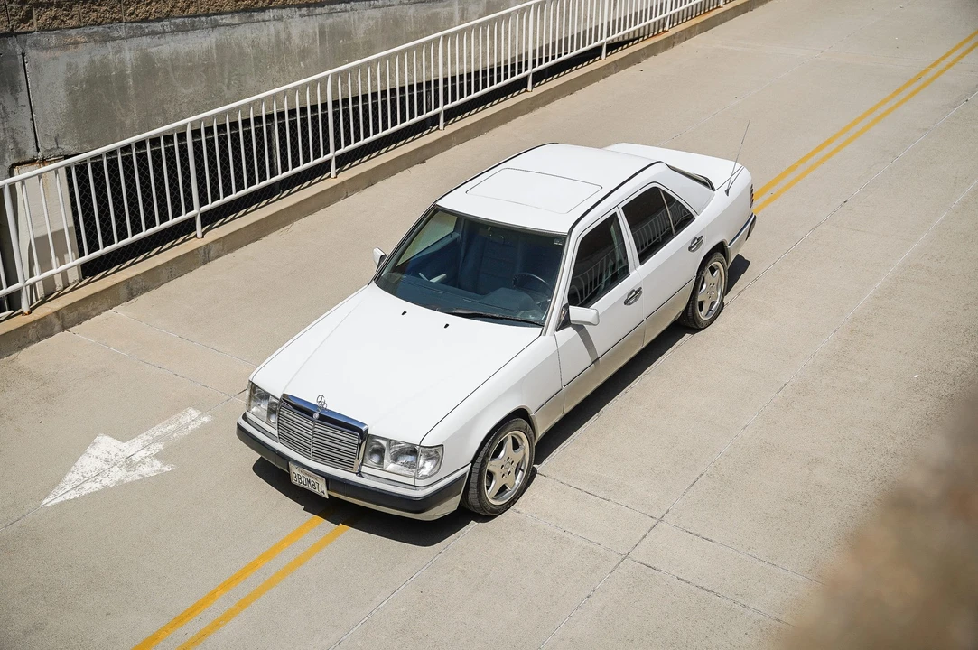 1992 Mercedes-Benz W124 E-Class - Image 13 of 31