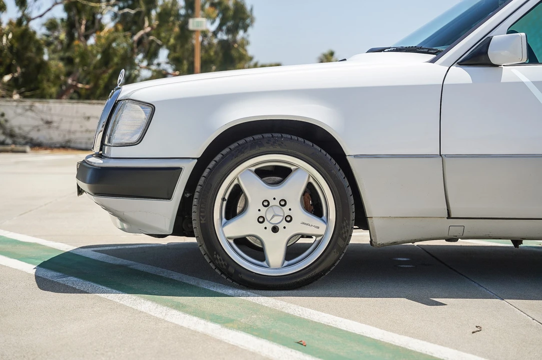 1992 Mercedes-Benz W124 E-Class - Image 15 of 31