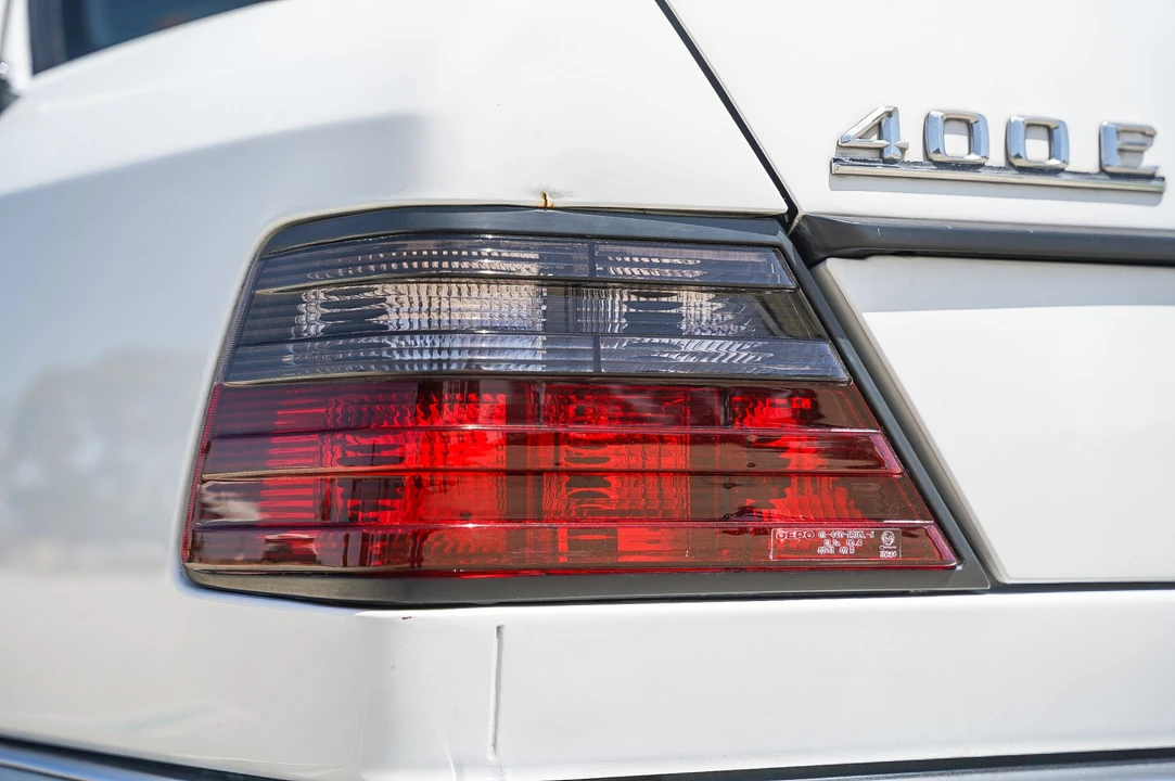 1992 Mercedes-Benz W124 E-Class - Image 18 of 31