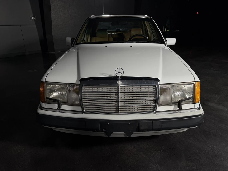 1992 Mercedes-Benz W124 E-Class - Image 3 of 31