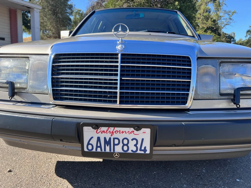 1992 Mercedes-Benz W124 E-Class - Image 27 of 31