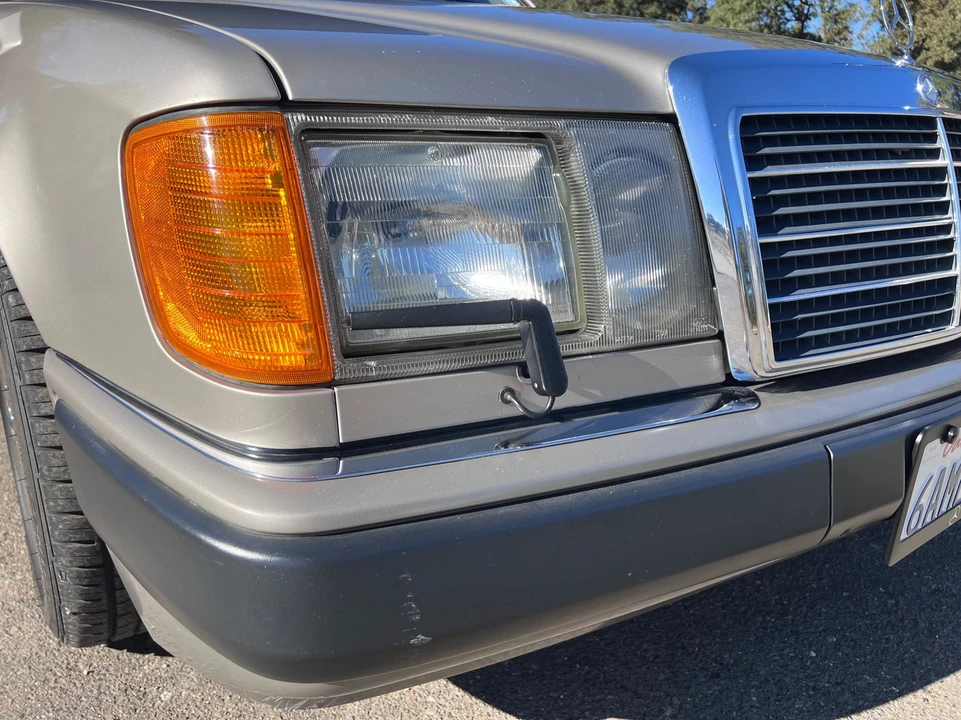 1992 Mercedes-Benz W124 E-Class - Image 31 of 31