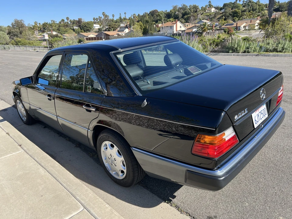 1992 Mercedes-Benz W124 E-Class - Image 16 of 31
