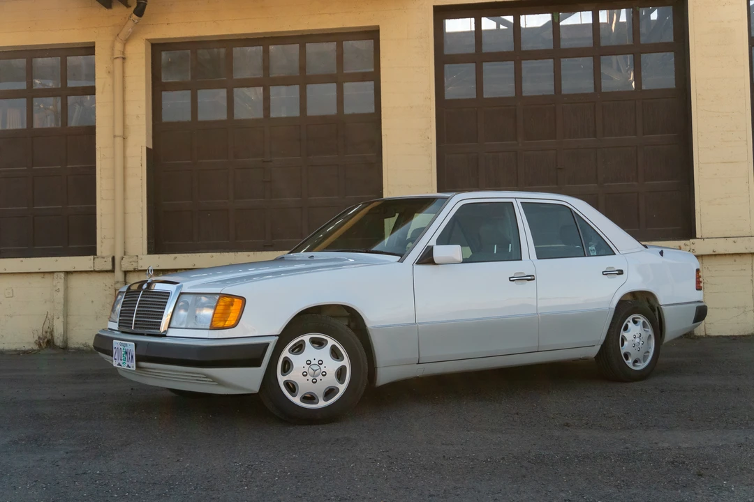 1992 Mercedes-Benz W124 E-Class - Image 20 of 31