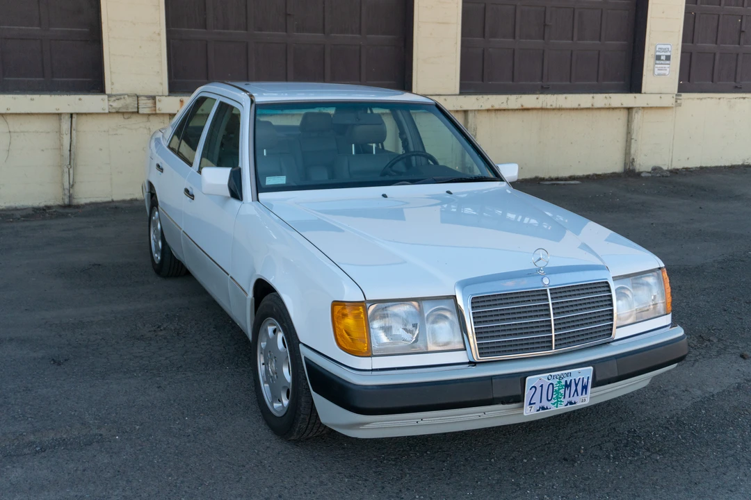 1992 Mercedes-Benz W124 E-Class - Image 23 of 31
