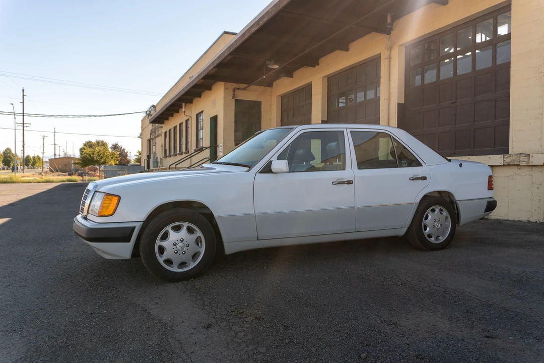 1992 Mercedes-Benz W124 E-Class - Image 21 of 31