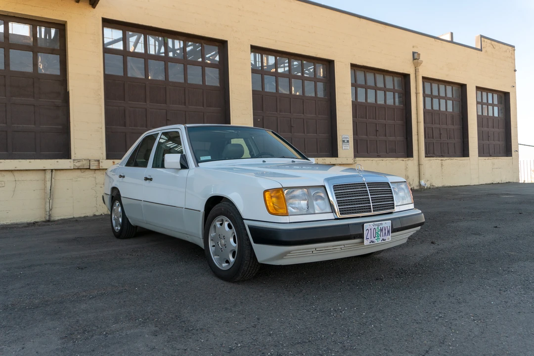 1992 Mercedes-Benz W124 E-Class - Image 24 of 31