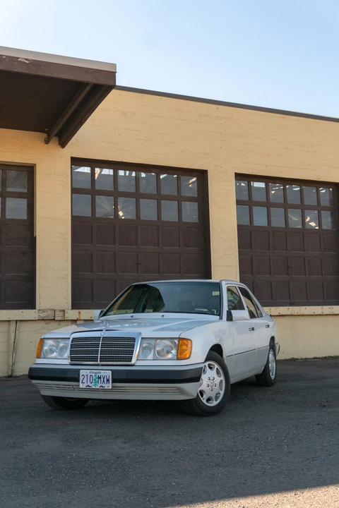 1992 Mercedes-Benz W124 E-Class - Image 14 of 31