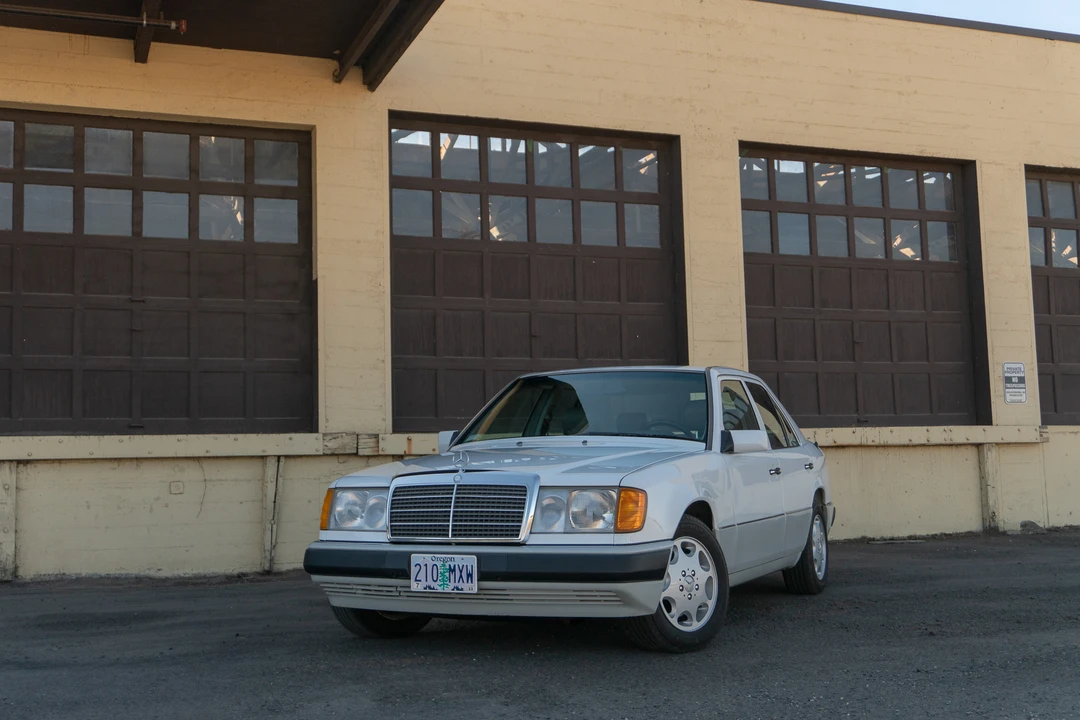 1992 Mercedes-Benz W124 E-Class - Image 11 of 31