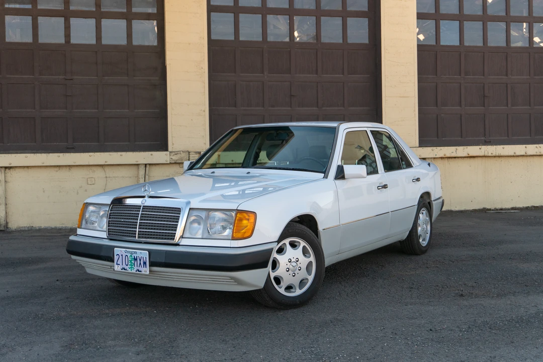 1992 Mercedes-Benz W124 E-Class - Image 18 of 31